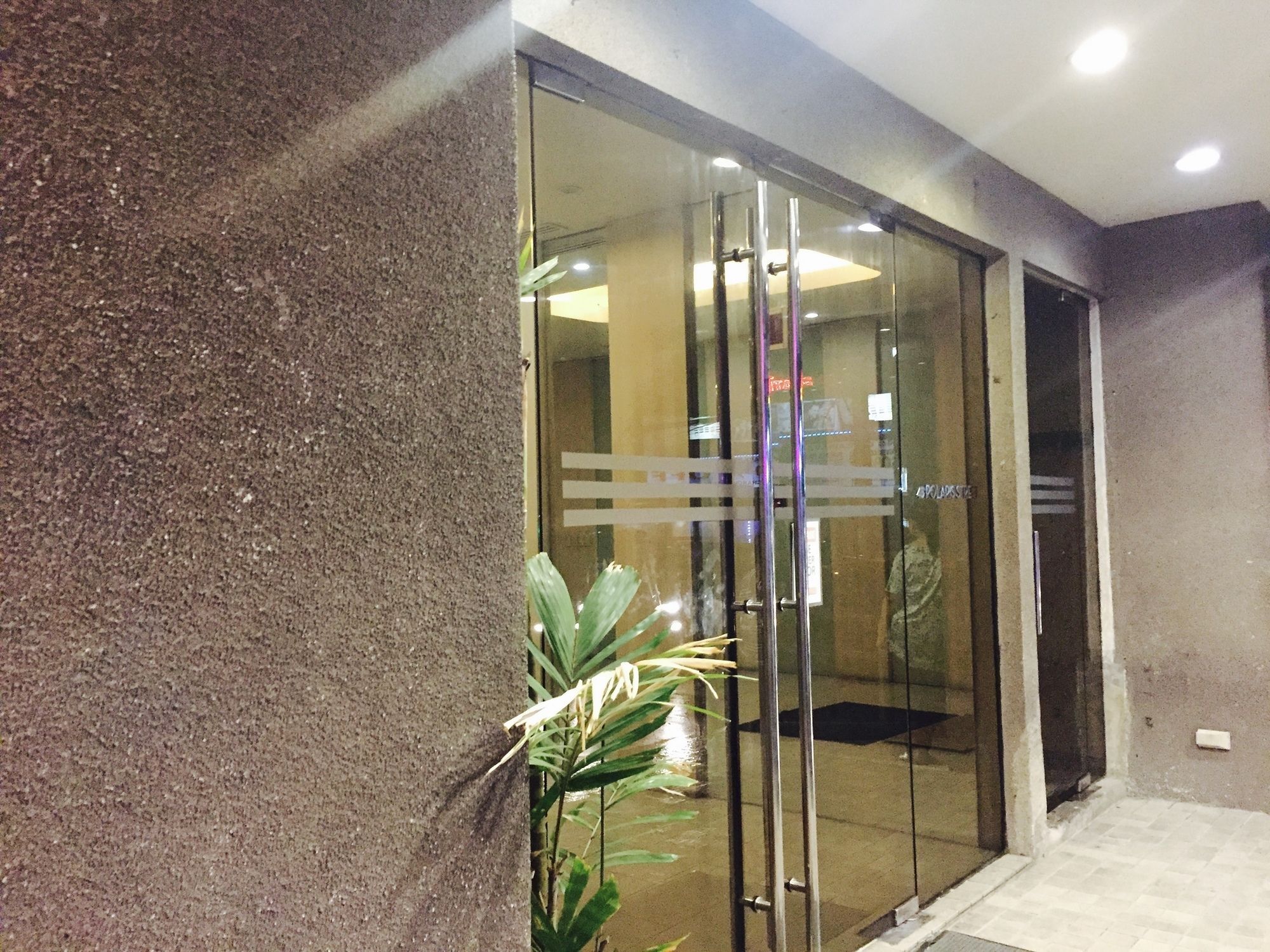 Dragonlink Suites Makati City Exterior photo
